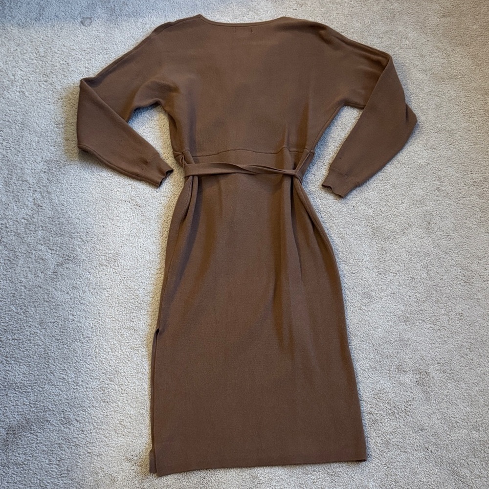 Nicole Miller Long Sleeve Brown Sweater Dress - Picture 7 of 7